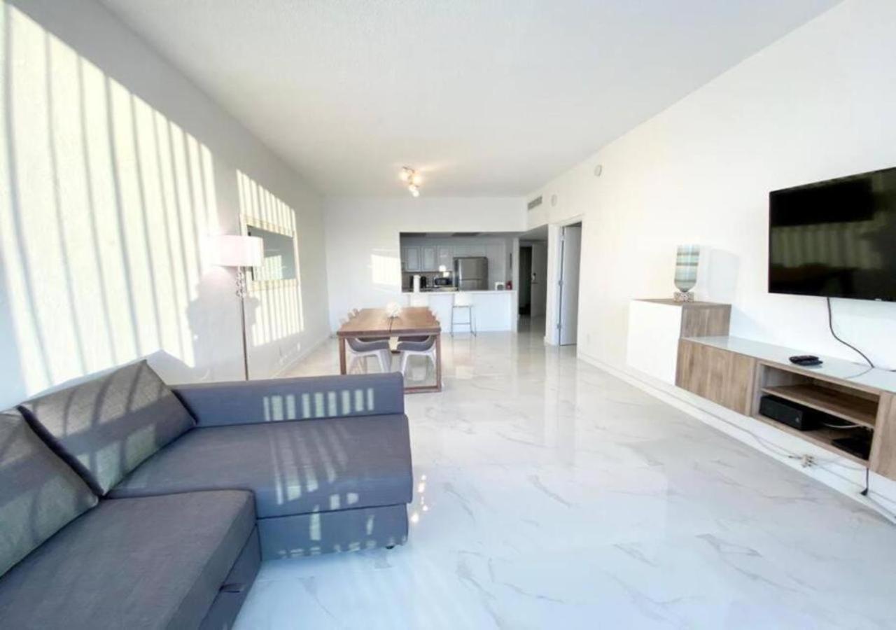 Zen Vacation Rentals Modern Penthouse Across Ocean Miami Beach Buitenkant foto