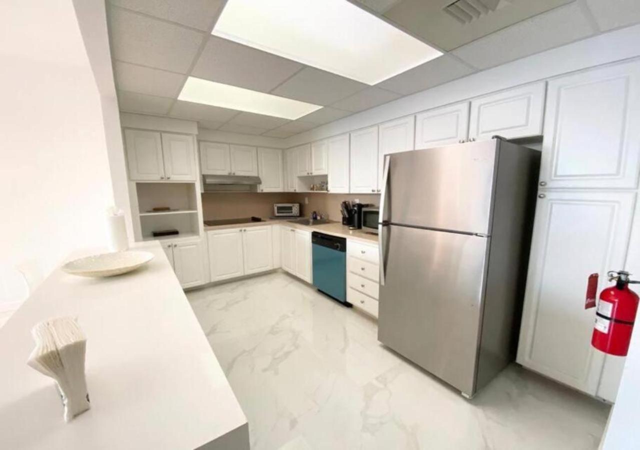 Zen Vacation Rentals Modern Penthouse Across Ocean Miami Beach Buitenkant foto