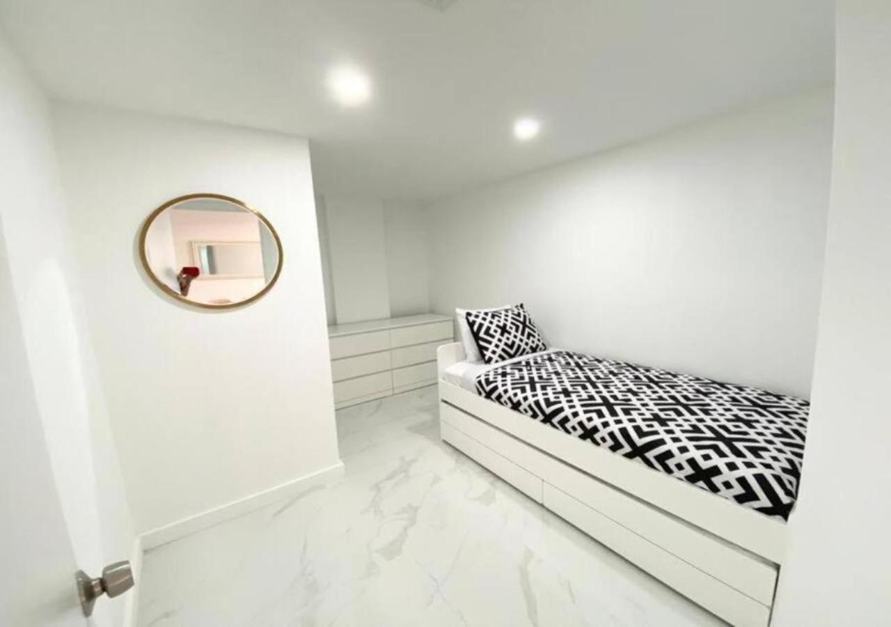 Zen Vacation Rentals Modern Penthouse Across Ocean Miami Beach Buitenkant foto